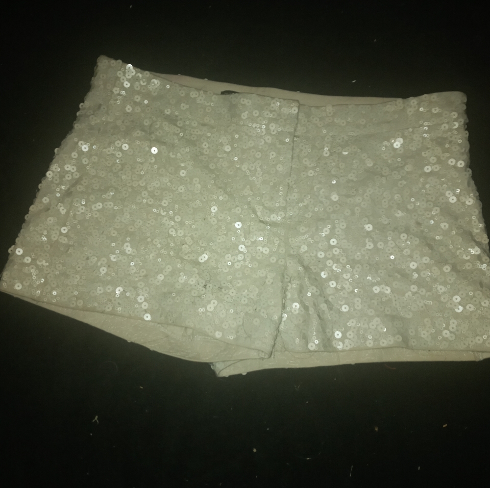 Sparkly sequined white daisy duke shorts sz 00